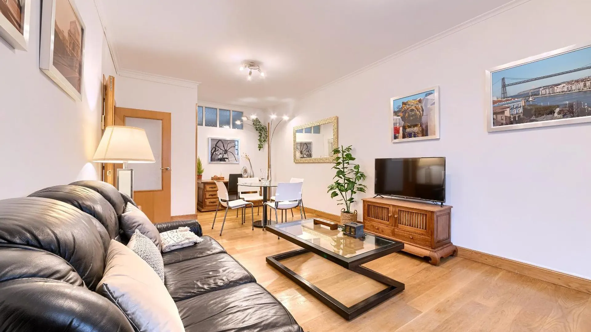 Vivienda Turistica Acogedora Y Elegante En Irala Apartment Bilbao