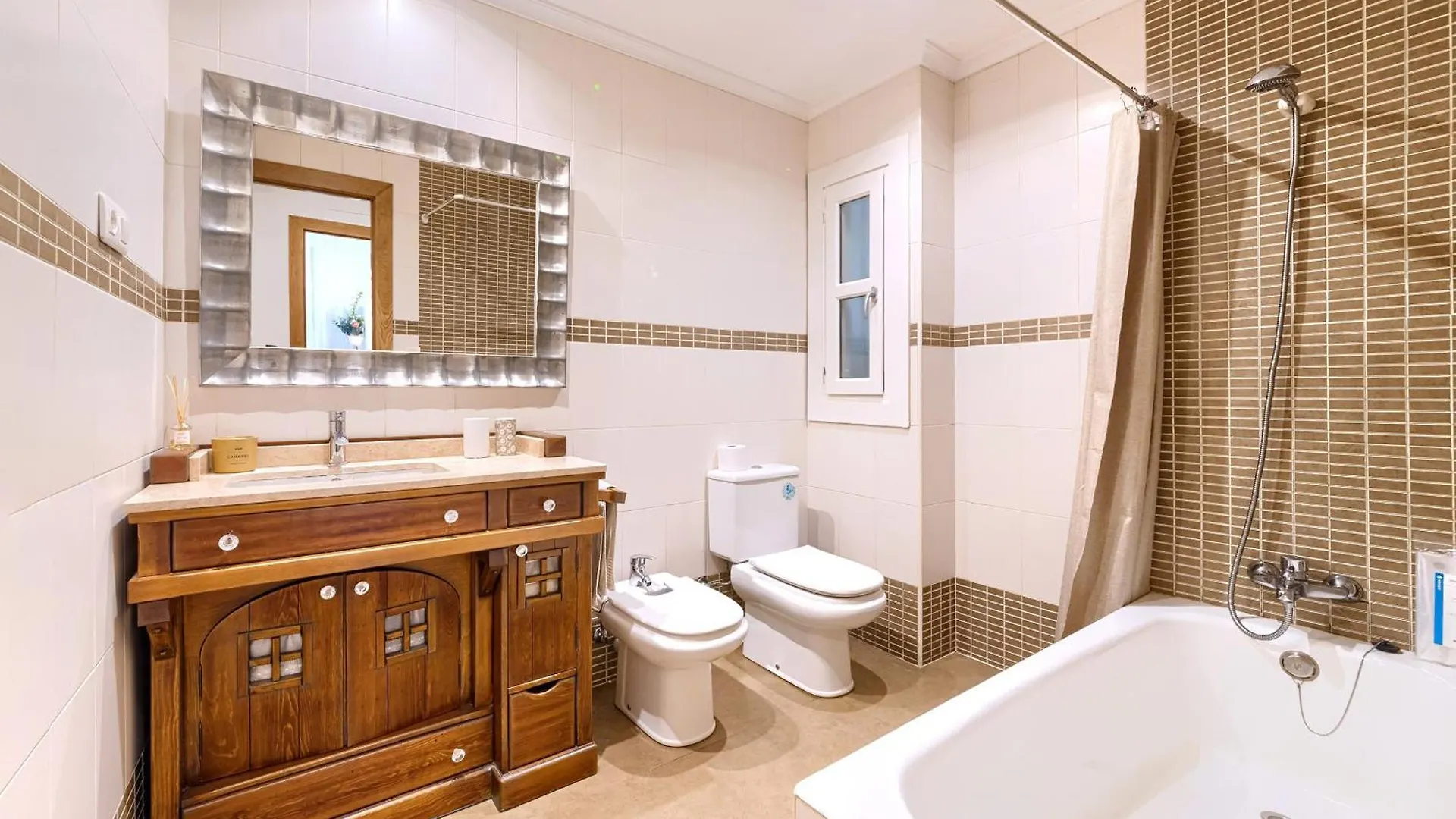 Vivienda Turistica Acogedora Y Elegante En Irala Apartment Bilbao